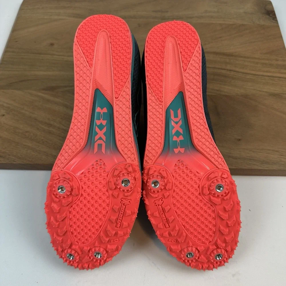 New NIB Mens Under Armour Brigade XC Low Spiked Track‎ Shoes Sneakers Size 8.5 M